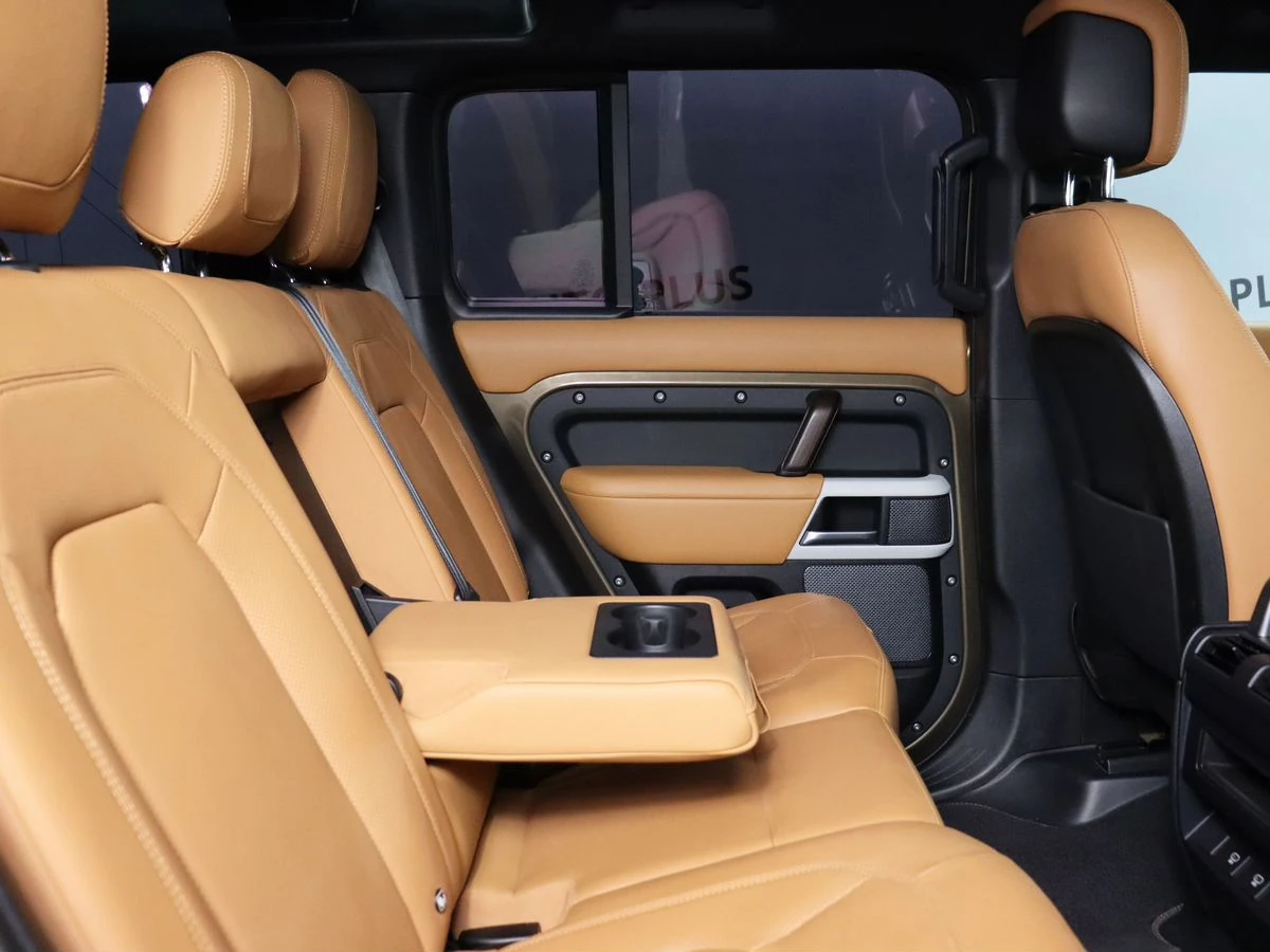 Land Rover Defender, 2022г, полный привод, автомат