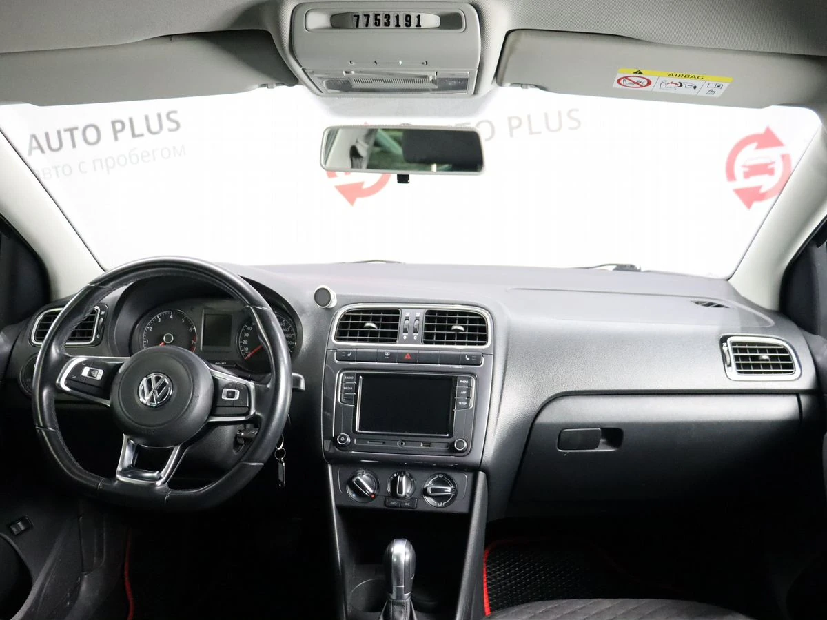 Volkswagen Polo, 2019г, передний привод, автомат