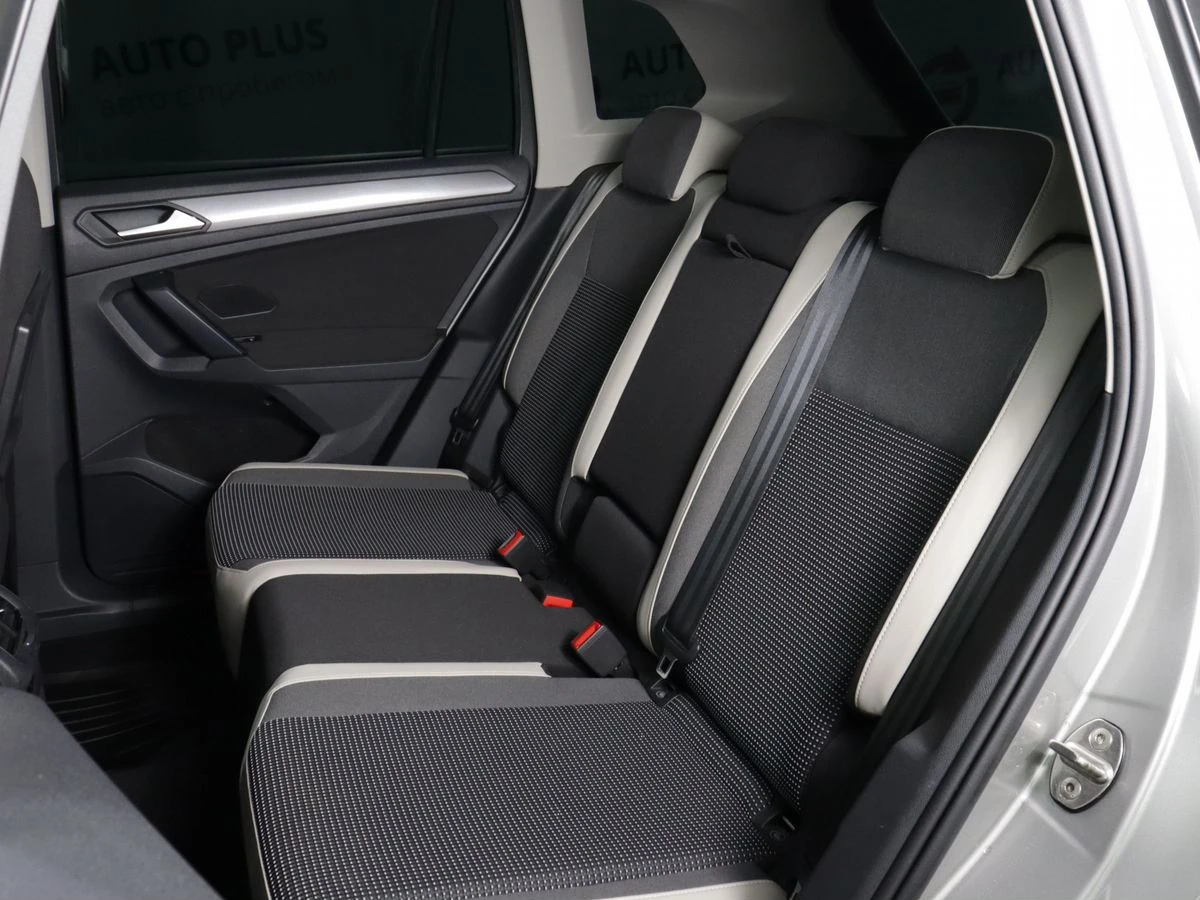 Volkswagen Tiguan, 2019г, полный привод, робот