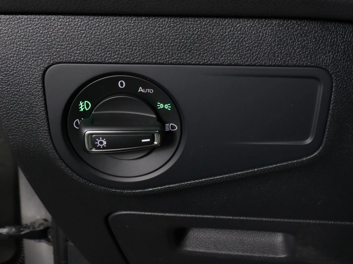 Volkswagen Tiguan, 2019г, полный привод, робот