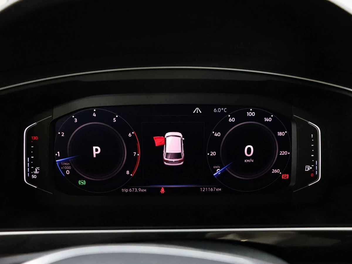 Volkswagen Tiguan, 2019г, полный привод, робот