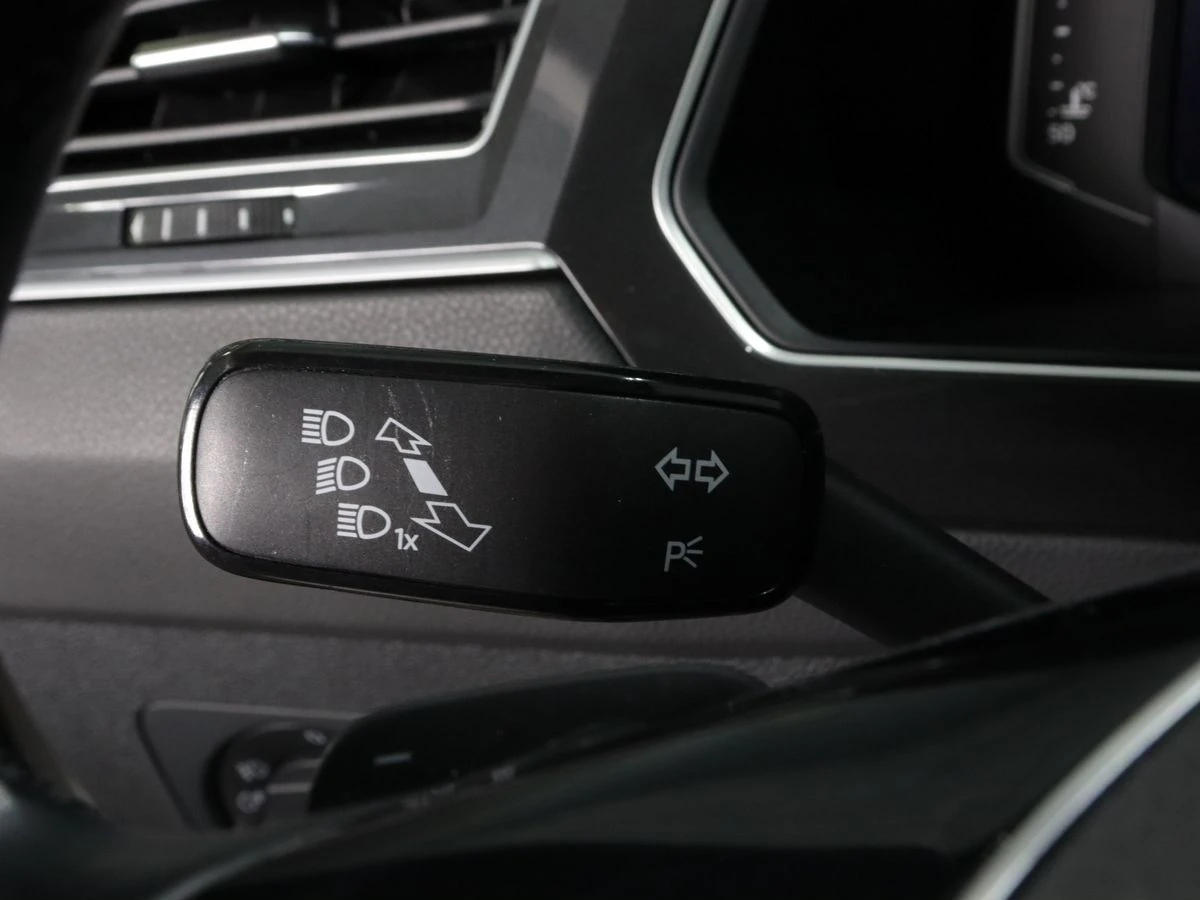 Volkswagen Tiguan, 2019г, полный привод, робот