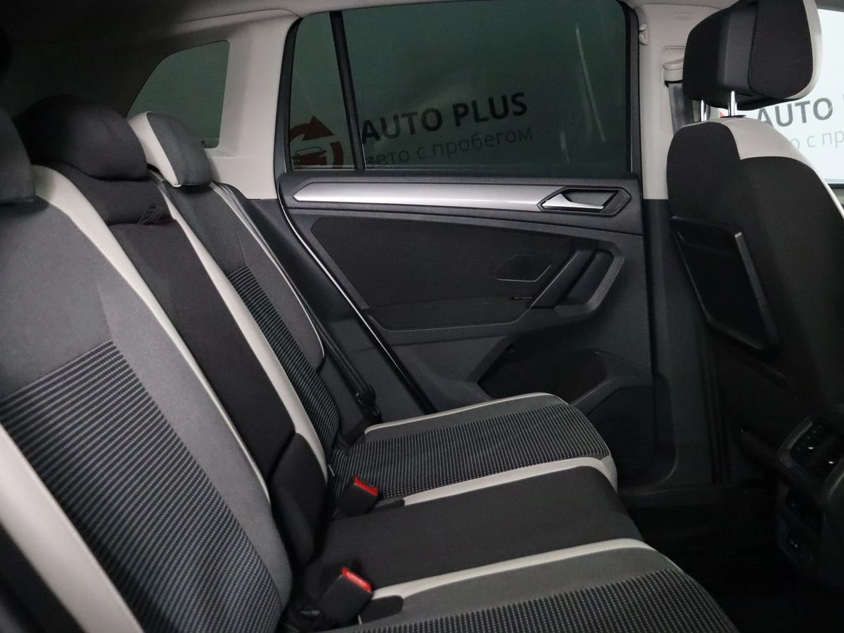 Volkswagen Tiguan, 2019г, полный привод, робот