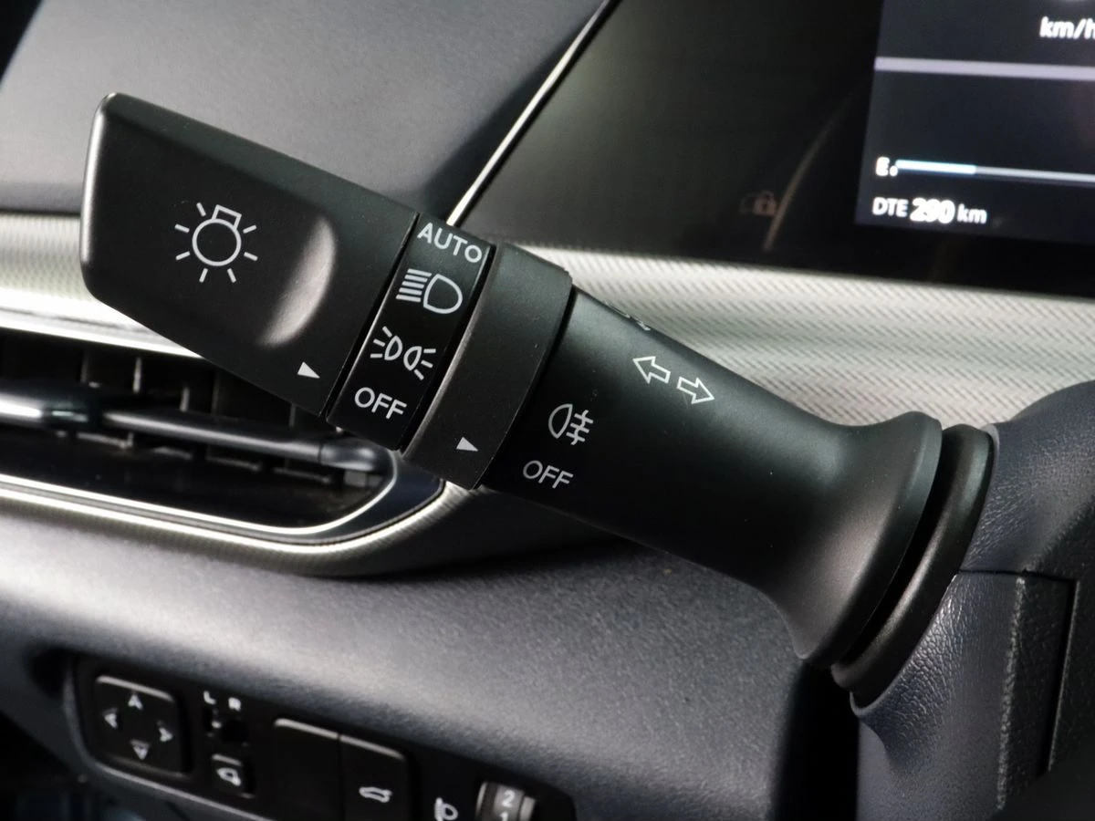 Changan UNI-T, 2024г, передний привод, робот