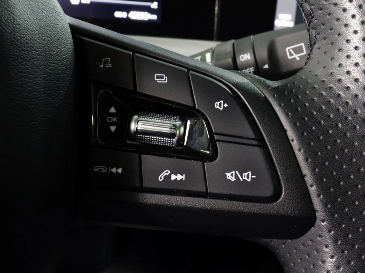 Changan UNI-T, 2024г, передний привод, робот