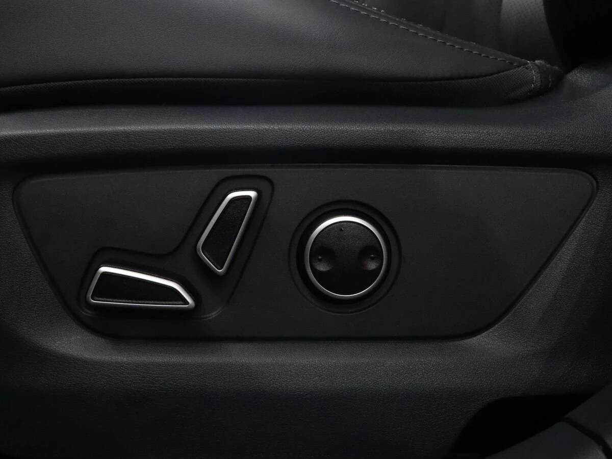 Changan UNI-T, 2024г, передний привод, робот