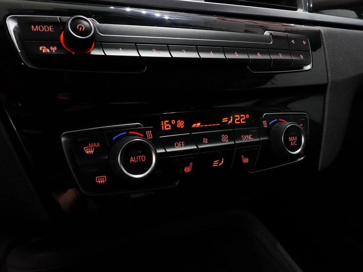 BMW X1, 2016г, передний привод, автомат