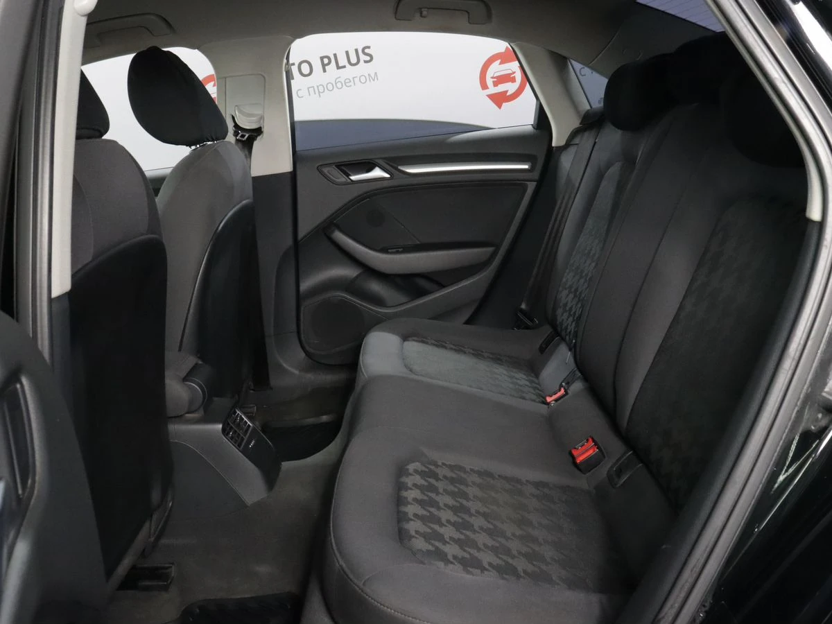 Audi A3, 2014г, передний привод, робот