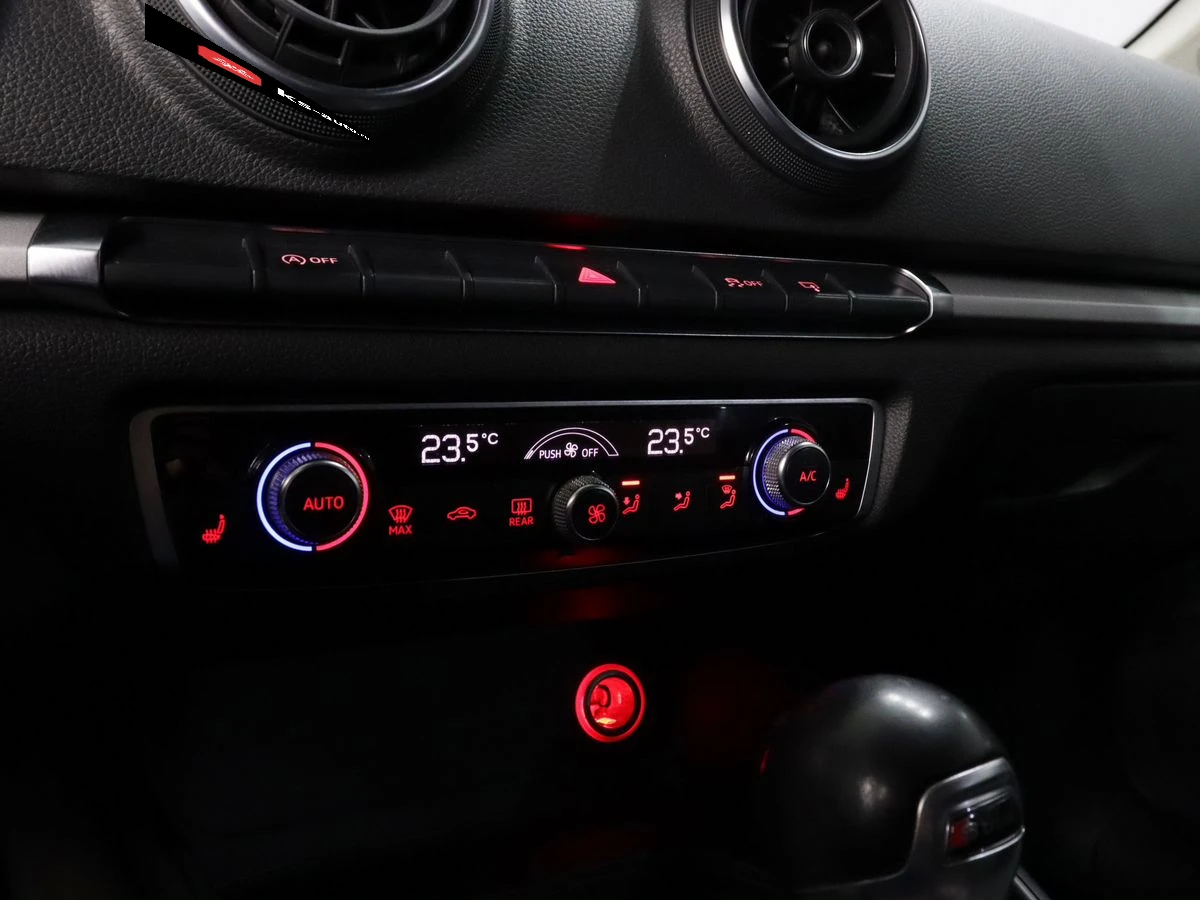 Audi A3, 2014г, передний привод, робот