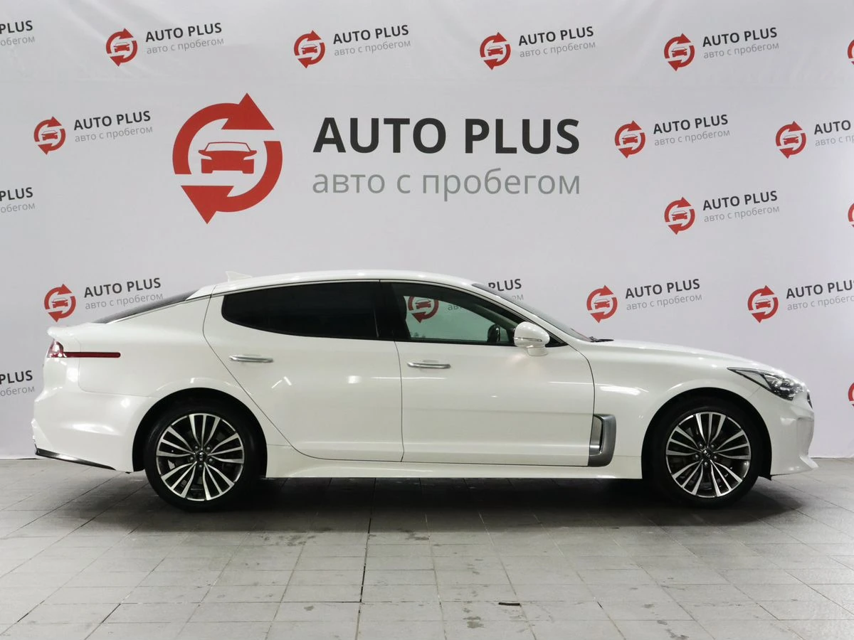 Kia Stinger, 2020г, задний привод, автомат
