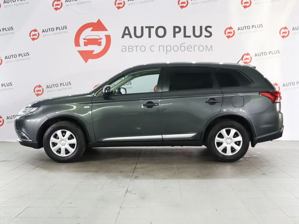 Mitsubishi Outlander, 2016г, передний привод, вариатор