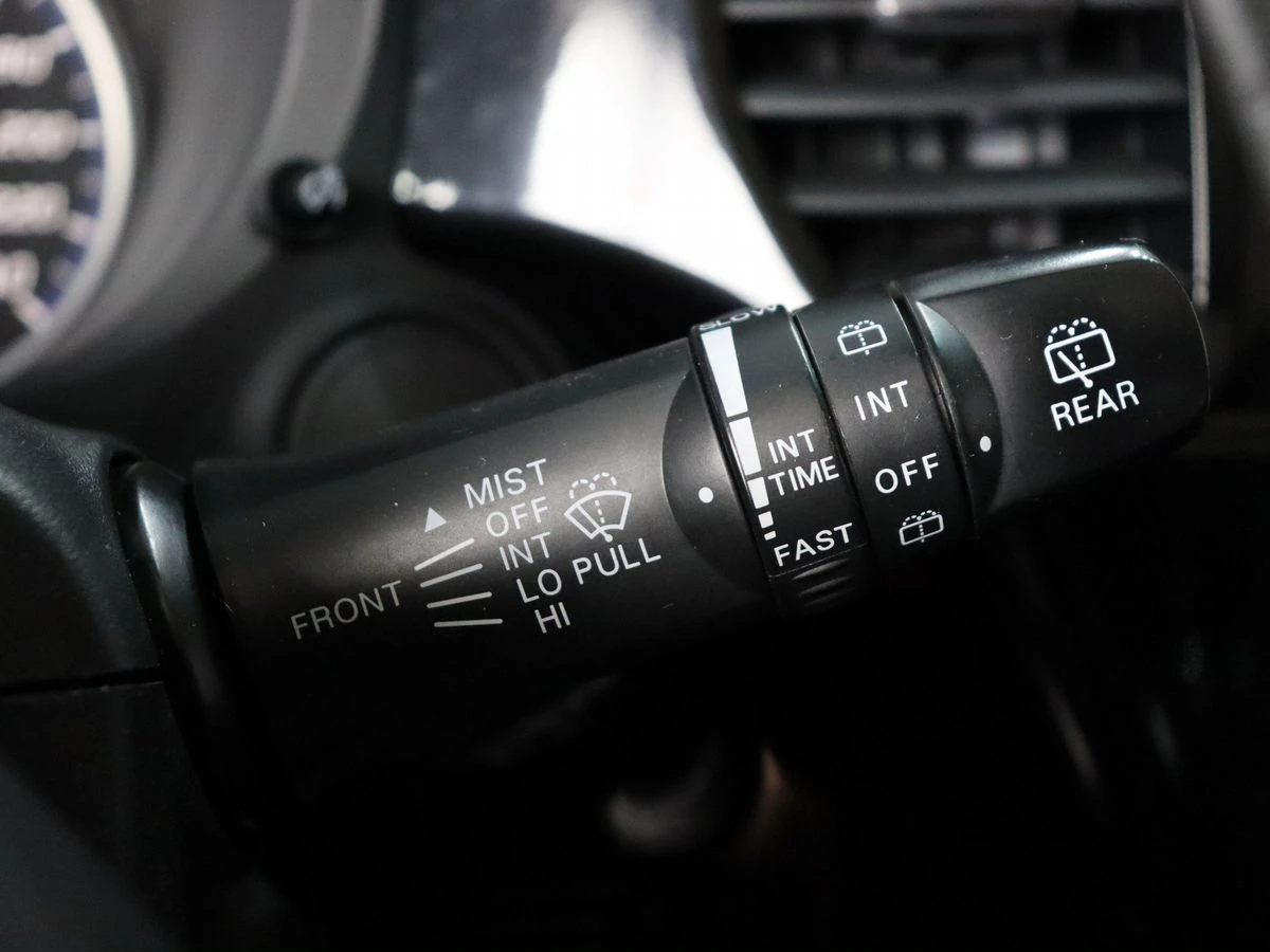 Mitsubishi Outlander, 2016г, передний привод, вариатор