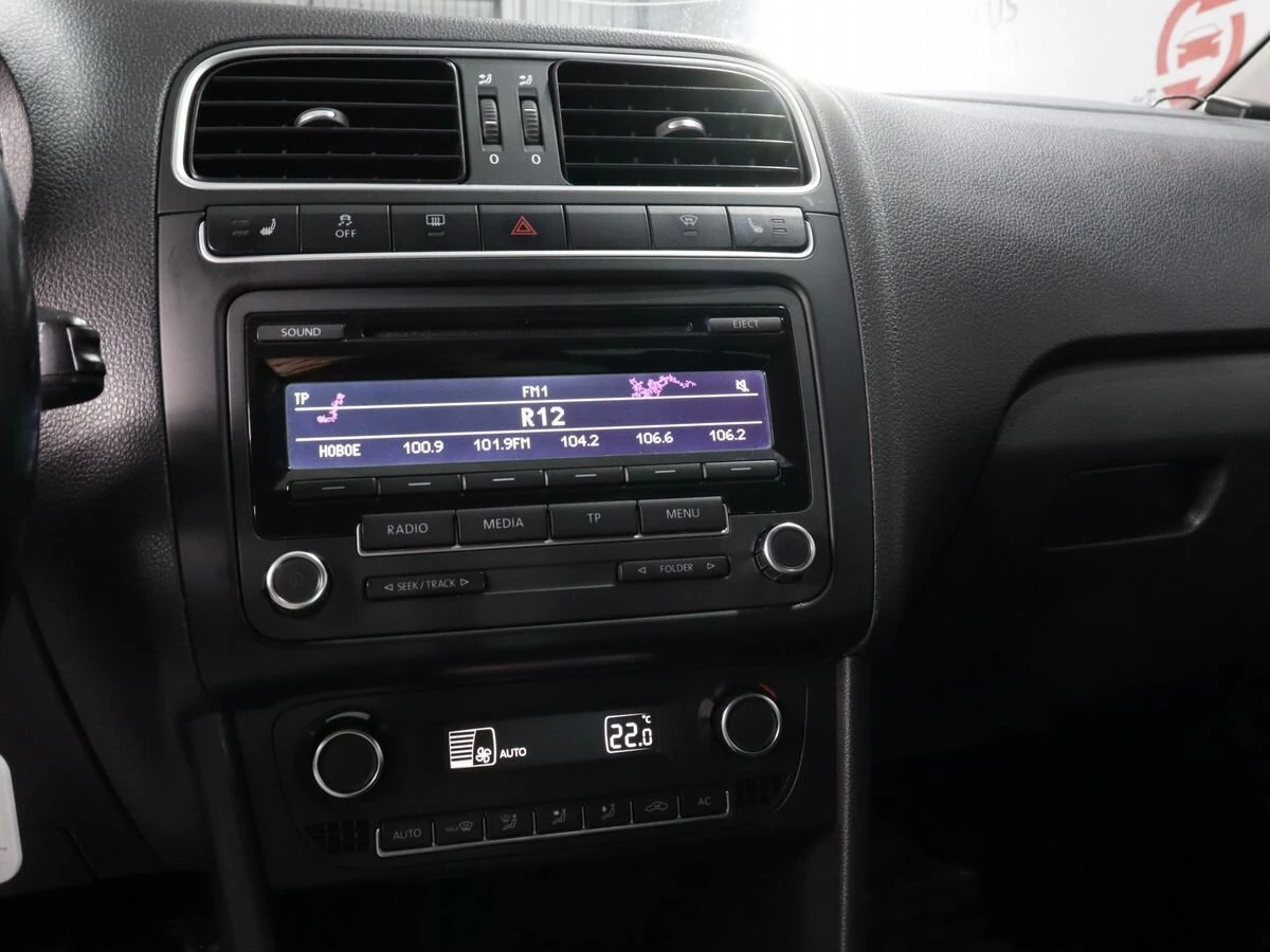 Volkswagen Polo, 2012г, передний привод, автомат
