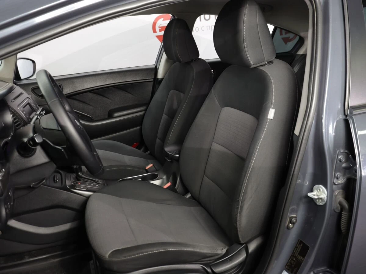 Kia Cerato, 2013г, передний привод, автомат