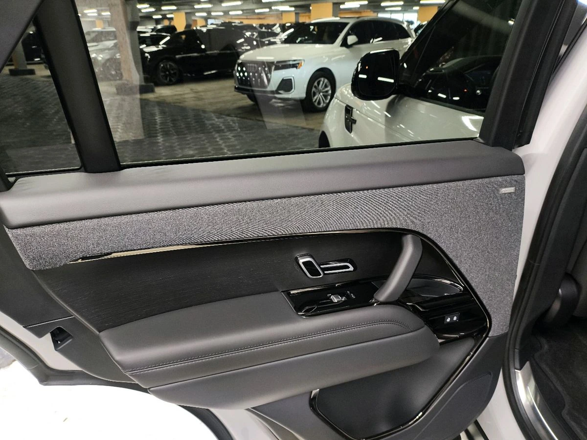 Land Rover Range Rover Sport, 2025г, полный привод, автомат