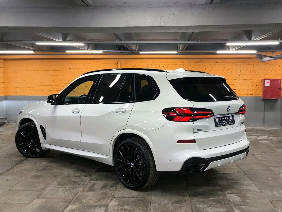 BMW X5, 2024г, полный привод, автомат