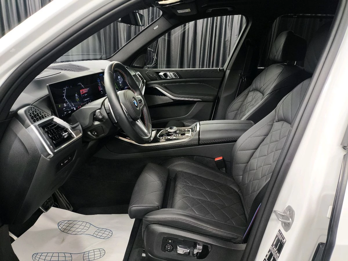 BMW X5, 2024г, полный привод, автомат