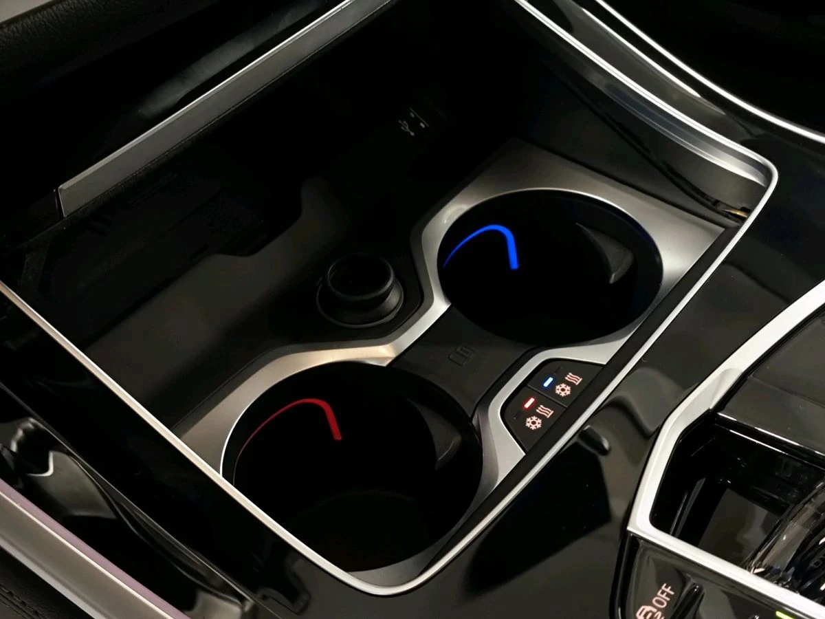 BMW X5, 2024г, полный привод, автомат