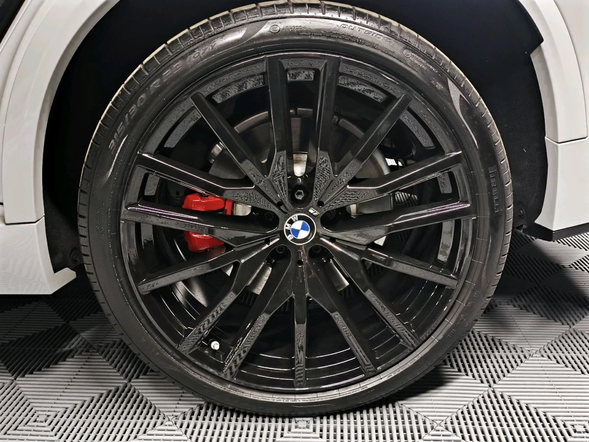 BMW X5, 2024г, полный привод, автомат