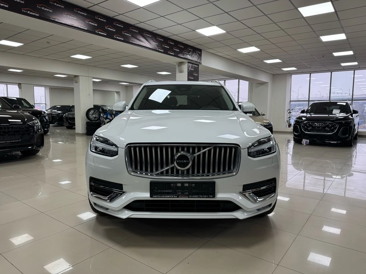 Volvo XC90, 2022г, полный привод, автомат