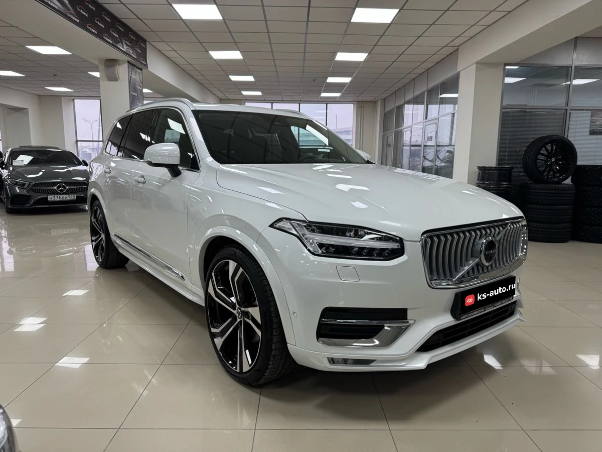 Volvo XC90, 2022г, полный привод, автомат