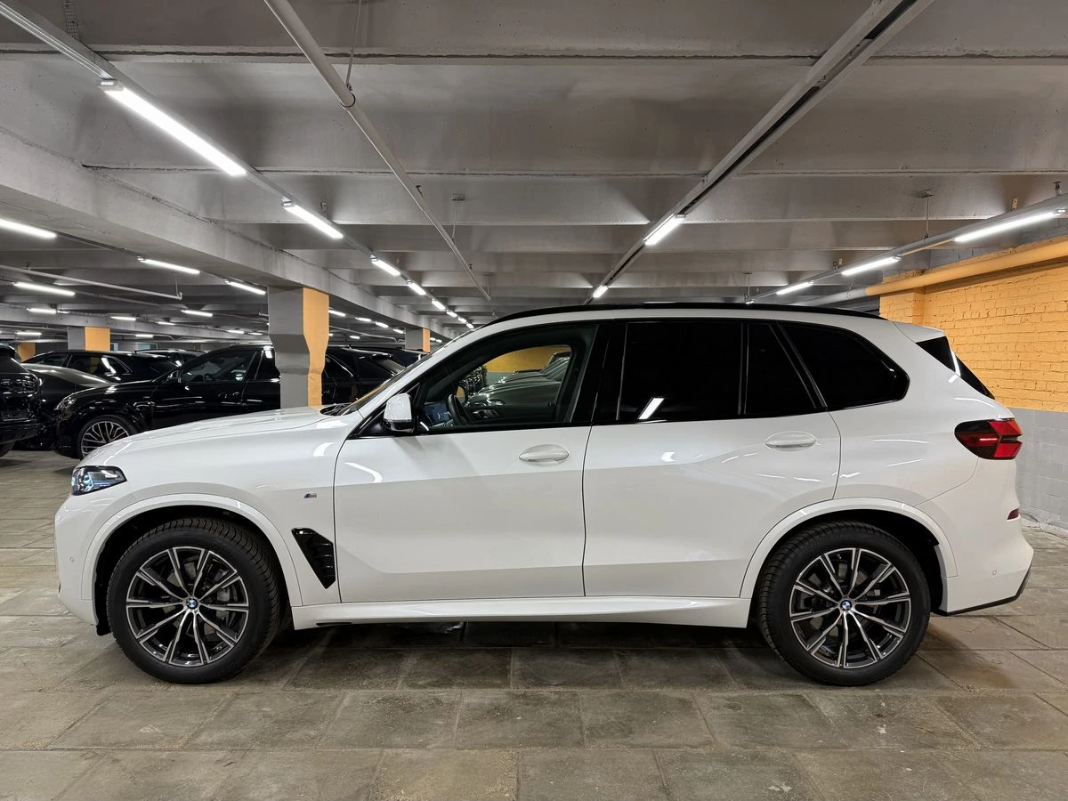 BMW X5, 2024г, полный привод, автомат