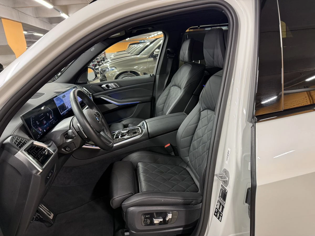 BMW X5, 2024г, полный привод, автомат