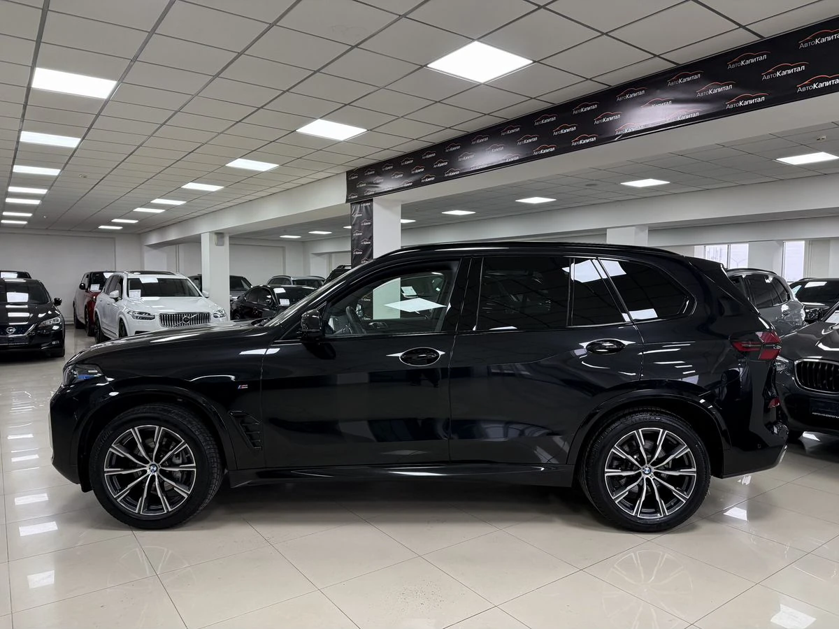 BMW X5, 2025г, полный привод, автомат