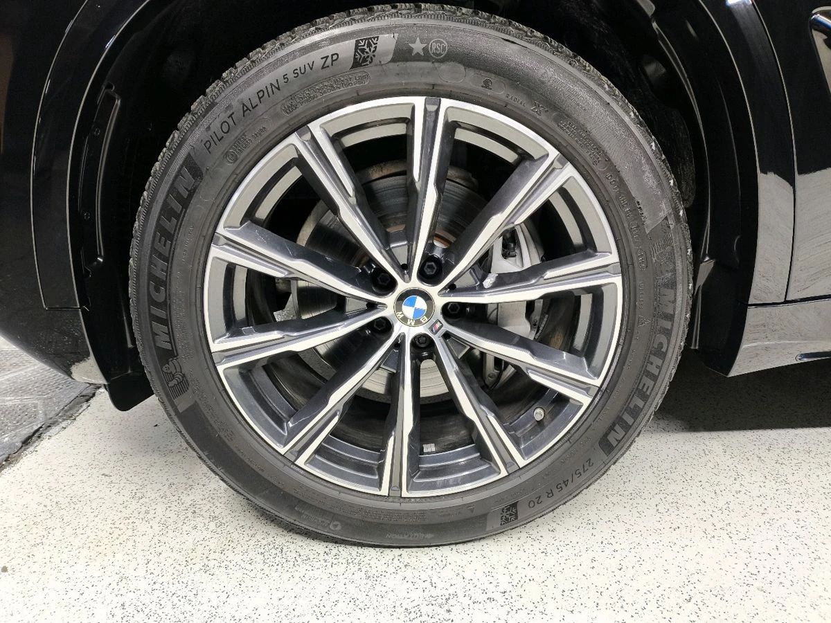 BMW X5, 2024г, полный привод, автомат