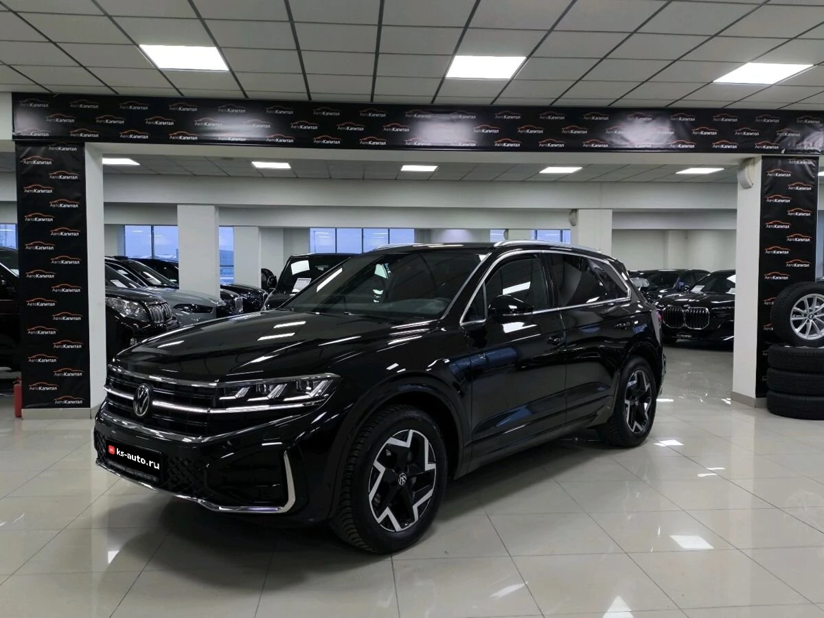 Volkswagen Touareg, 2025г, полный привод, автомат
