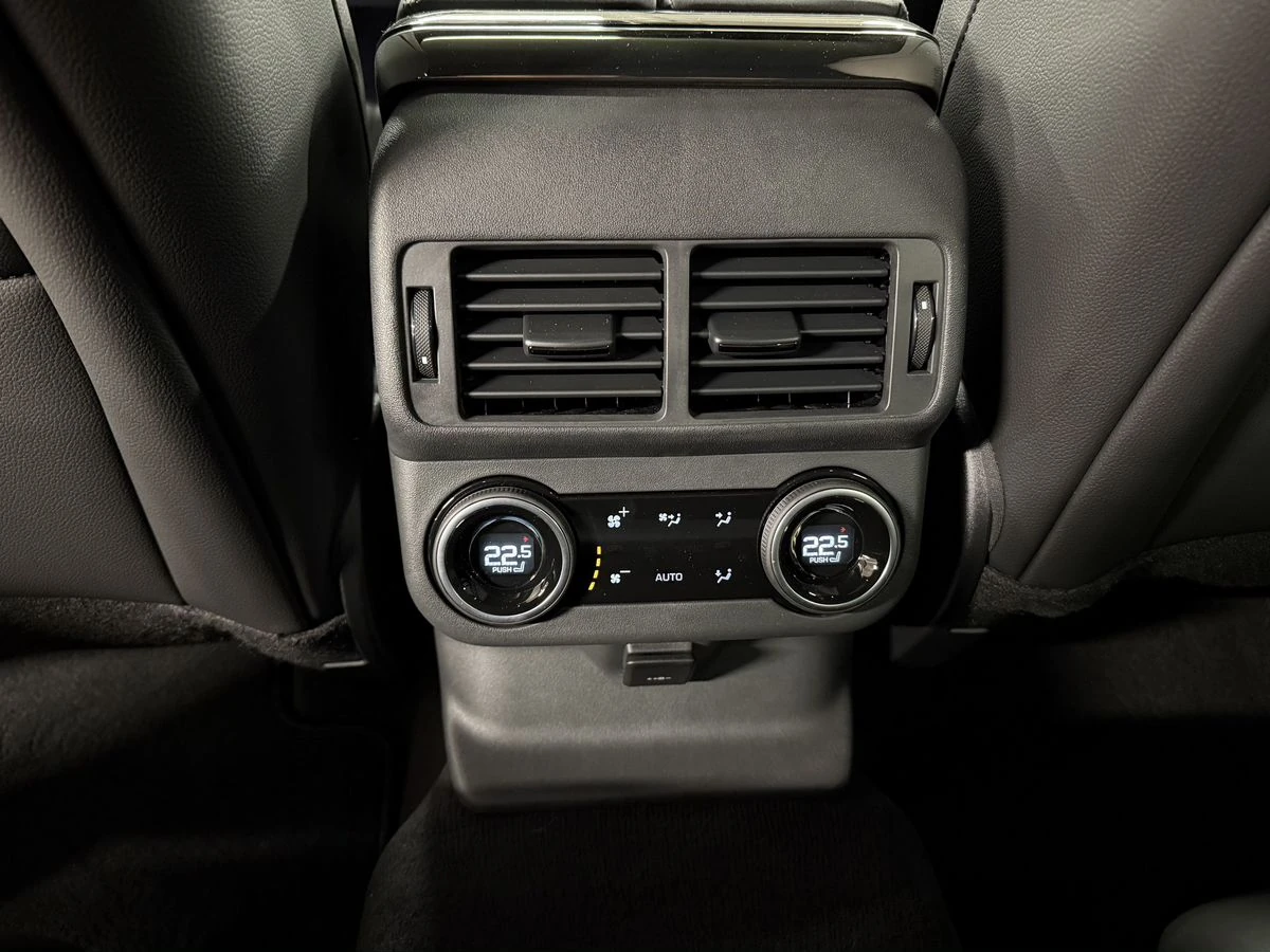 Land Rover Range Rover Velar, 2023г, полный привод, автомат