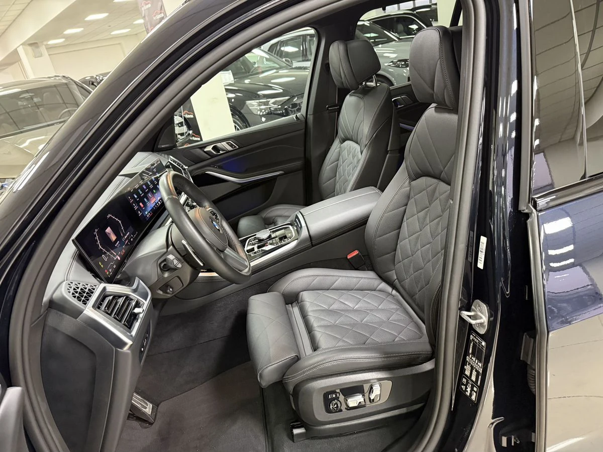 BMW X5, 2025г, полный привод, автомат