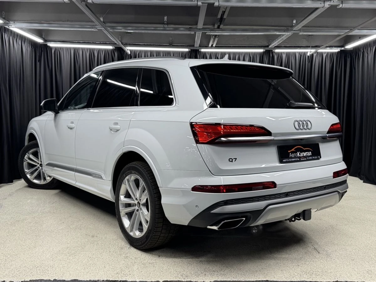 Audi Q7, 2024г, полный привод, автомат