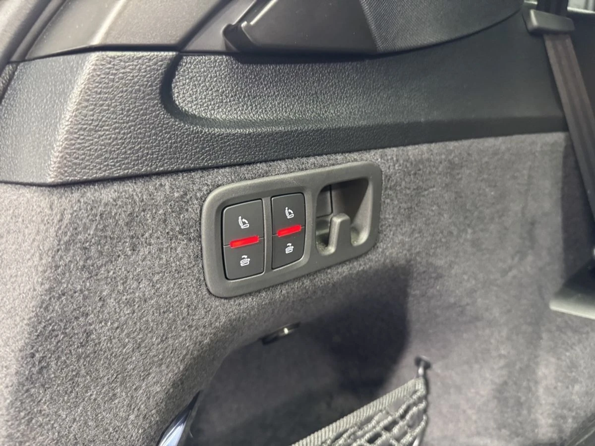 Audi Q7, 2024г, полный привод, автомат