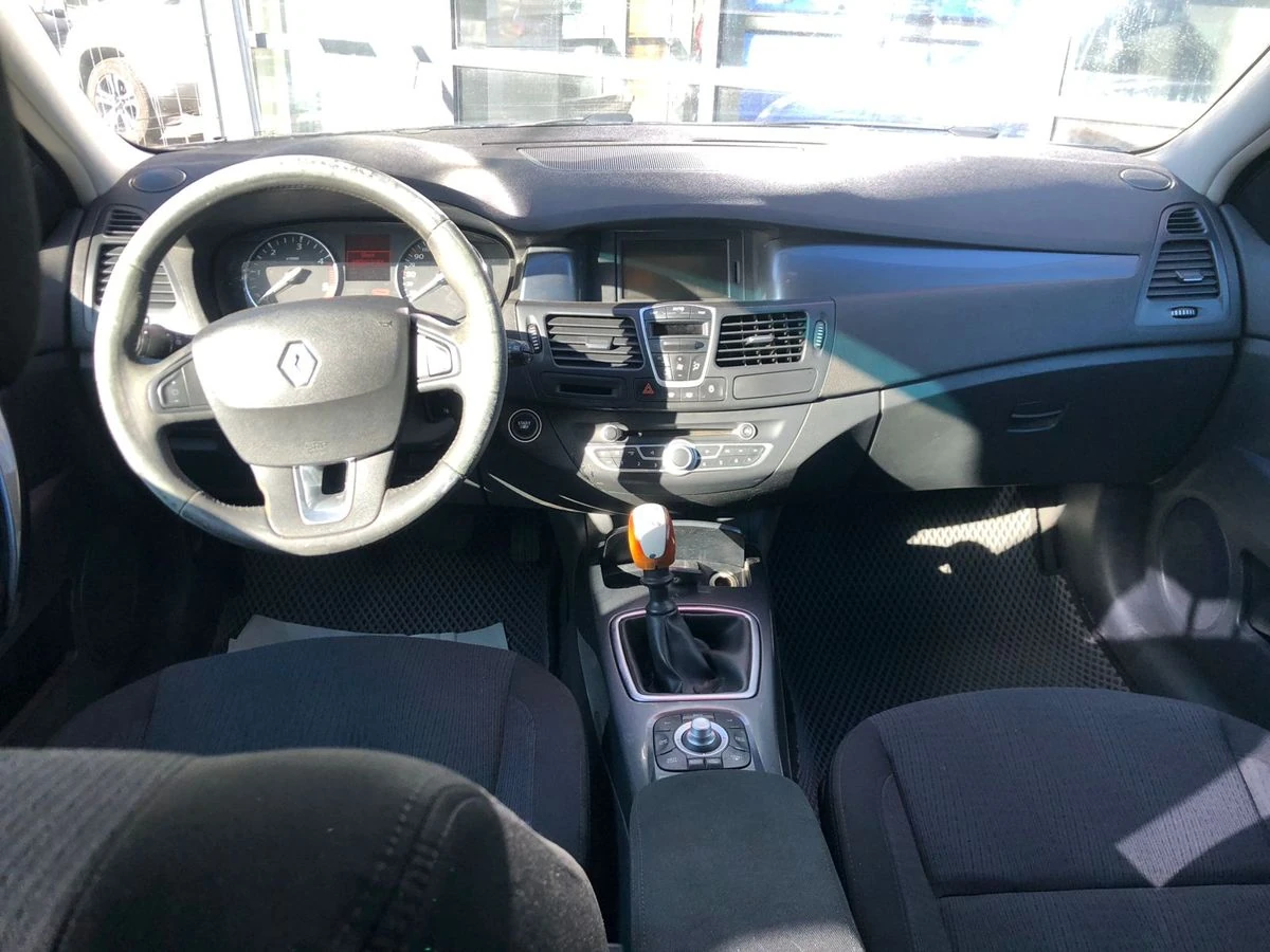 Renault Laguna, 2010г, передний привод, механика