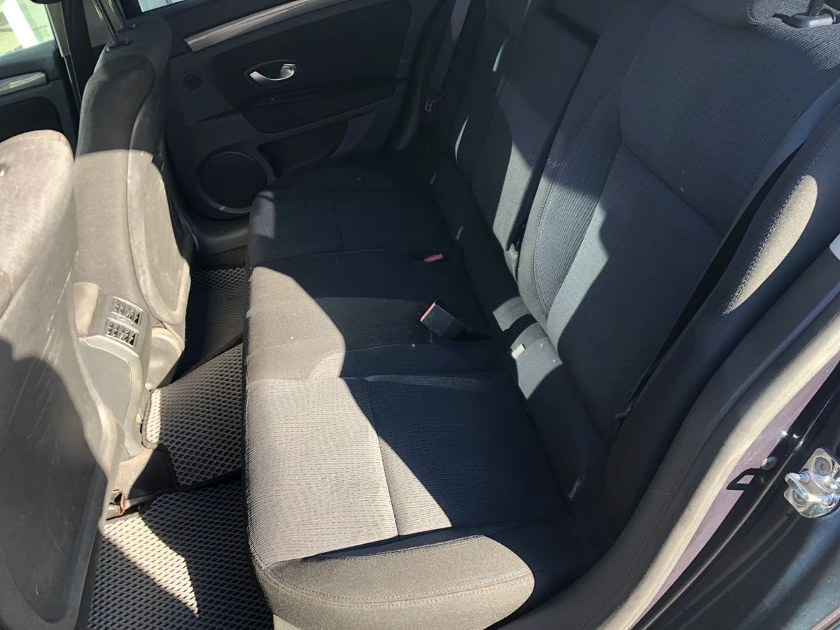 Renault Laguna, 2010г, передний привод, механика