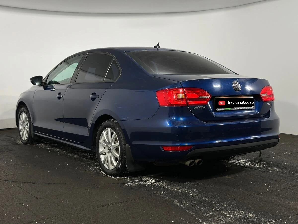 Volkswagen Jetta, 2011г, передний привод, механика