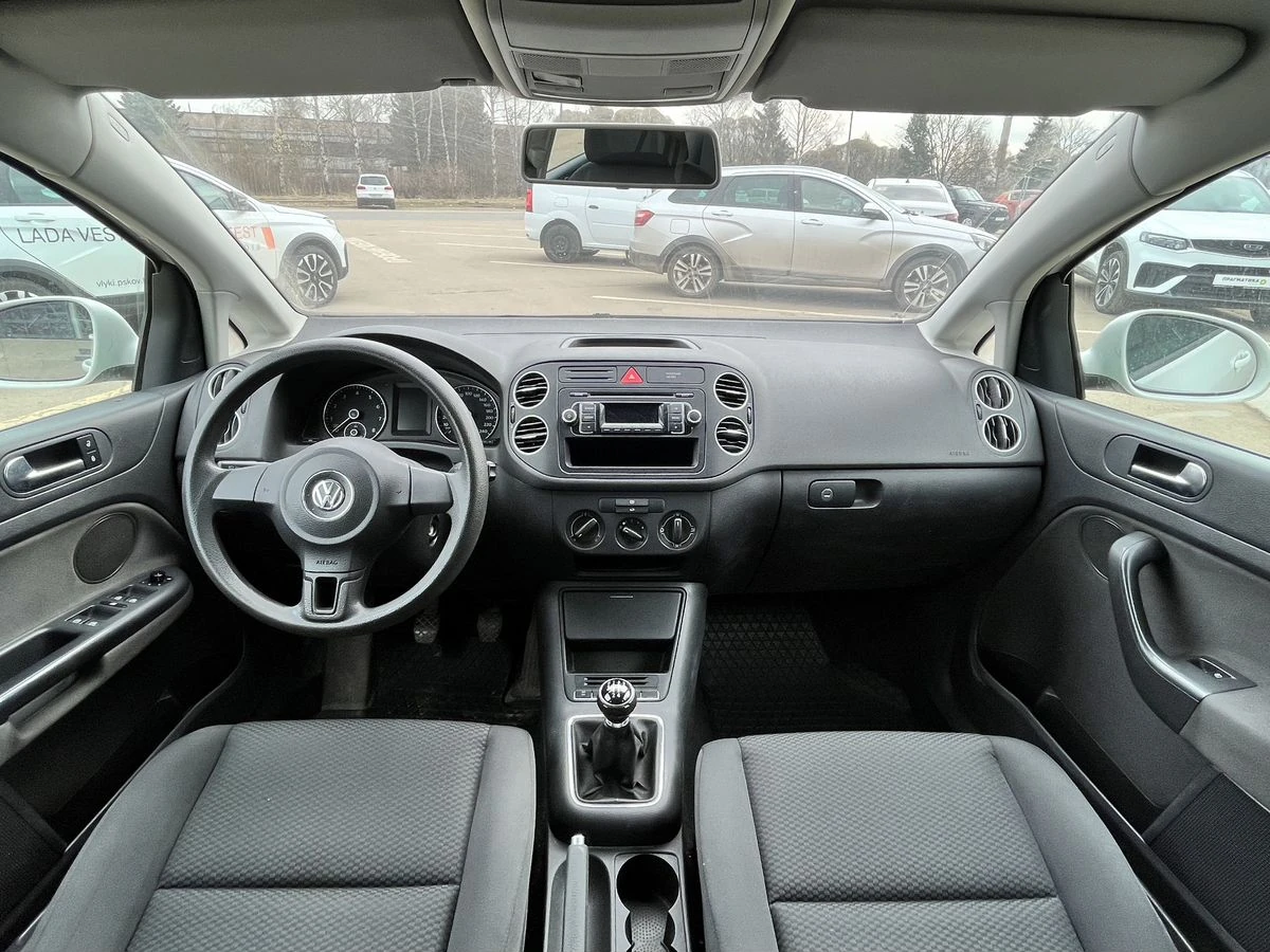 Volkswagen Golf Plus, 2011г, передний привод, механика