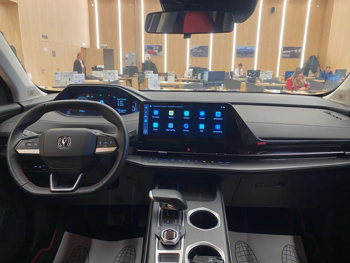 Changan UNI-S (CS55 Plus), 2024г, передний привод, робот