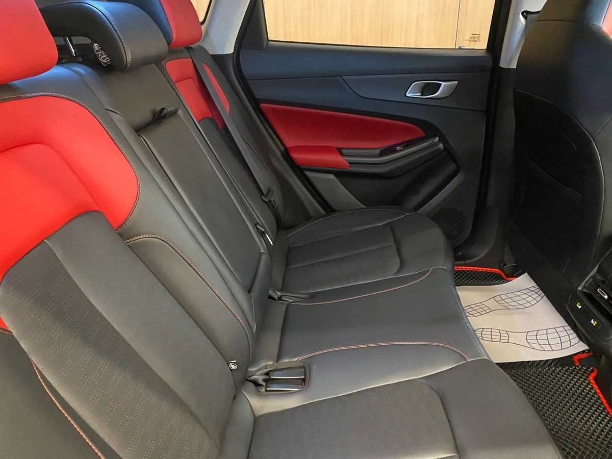 Changan UNI-S (CS55 Plus), 2024г, передний привод, робот