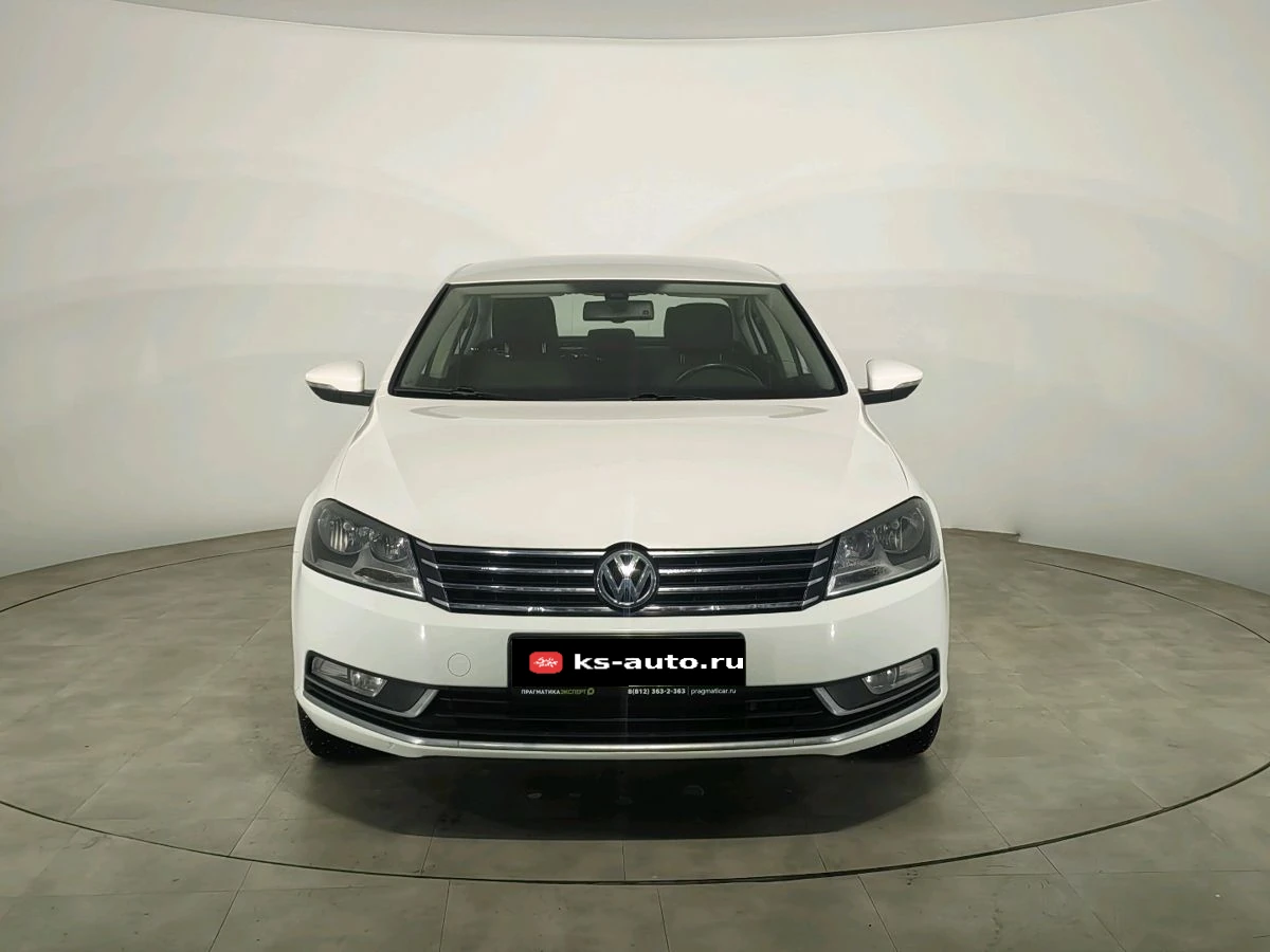 Volkswagen Passat, 2012г, передний привод, робот