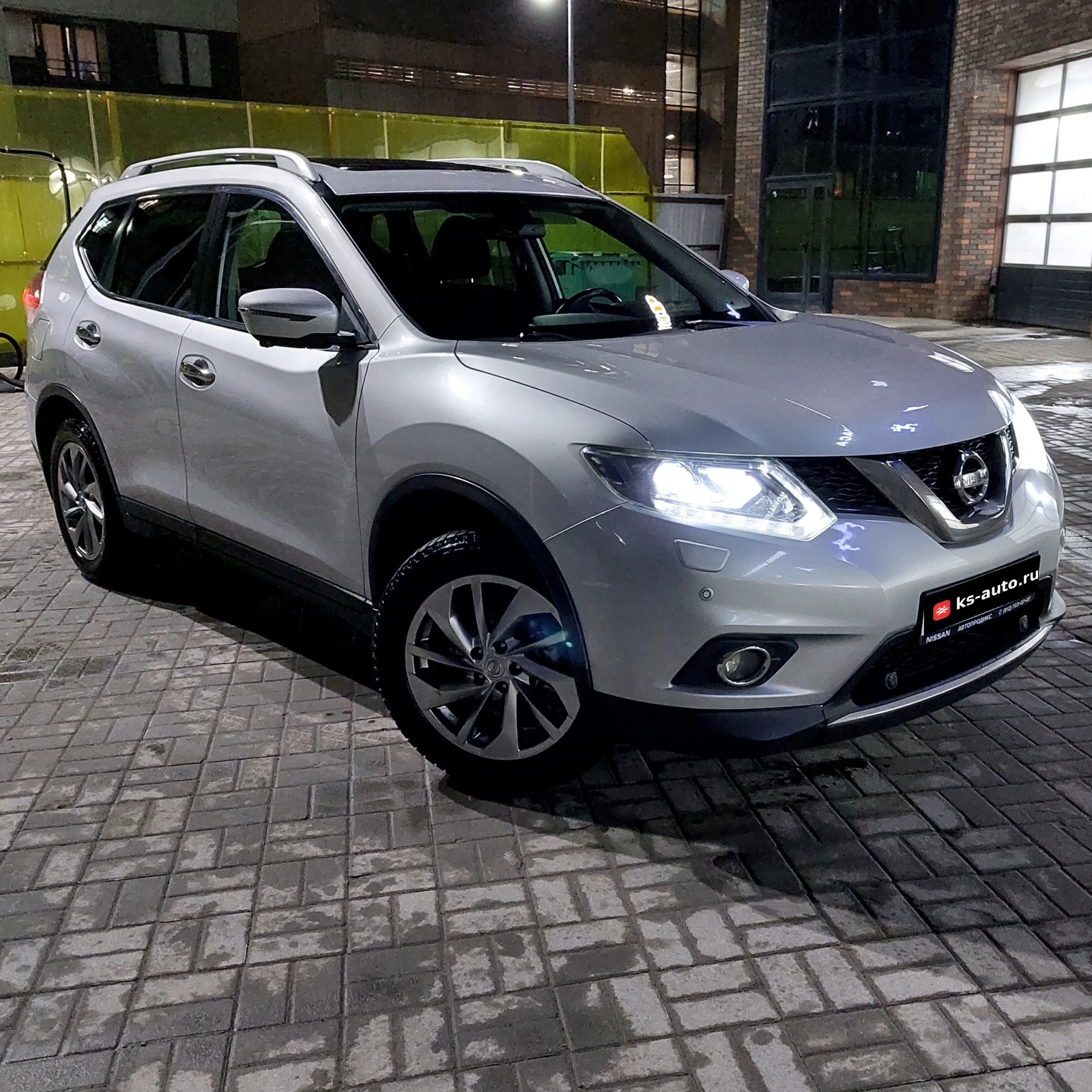 Nissan X-Trail, 2018г, полный привод, вариатор