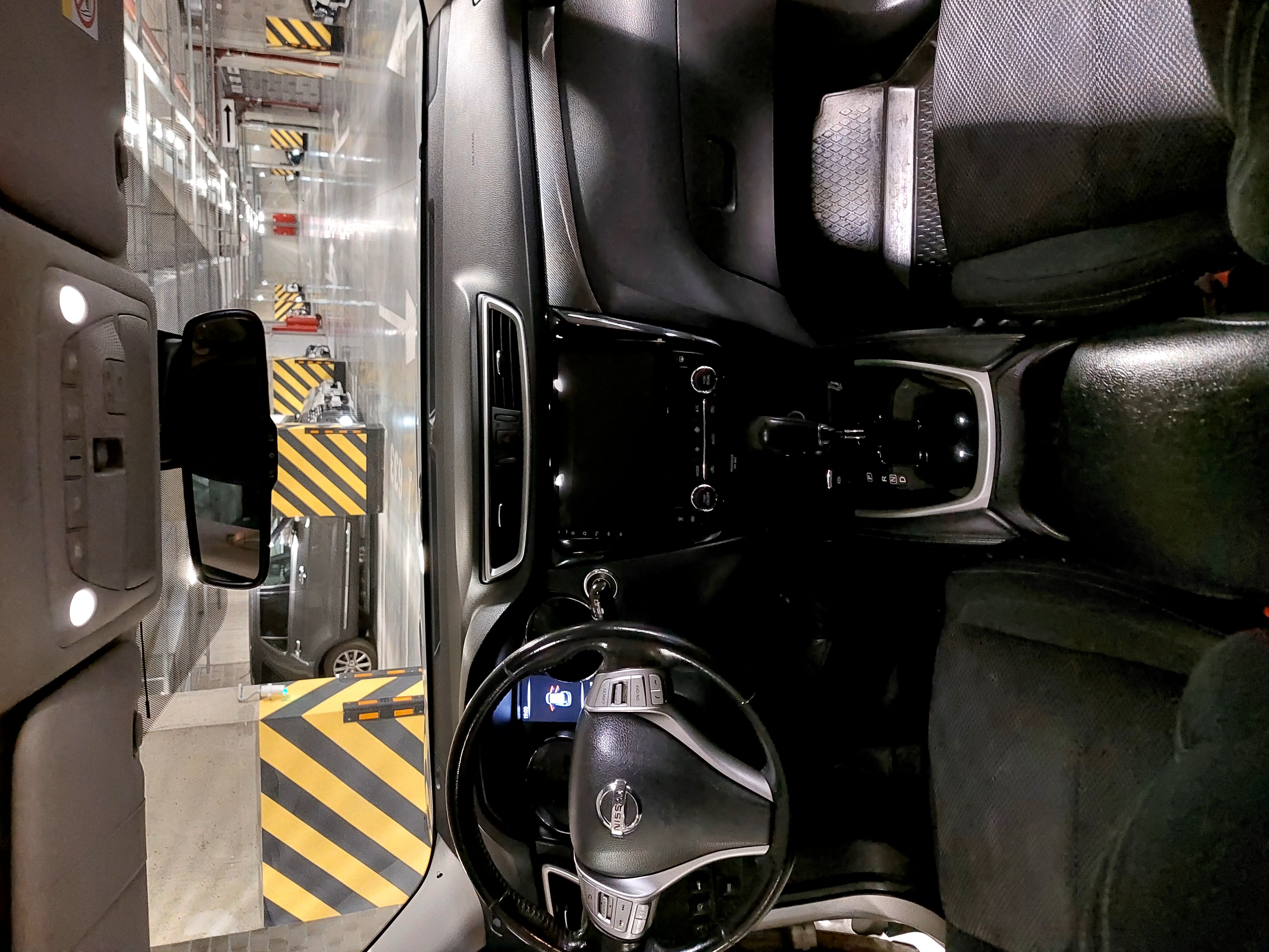 Nissan X-Trail, 2018г, полный привод, вариатор