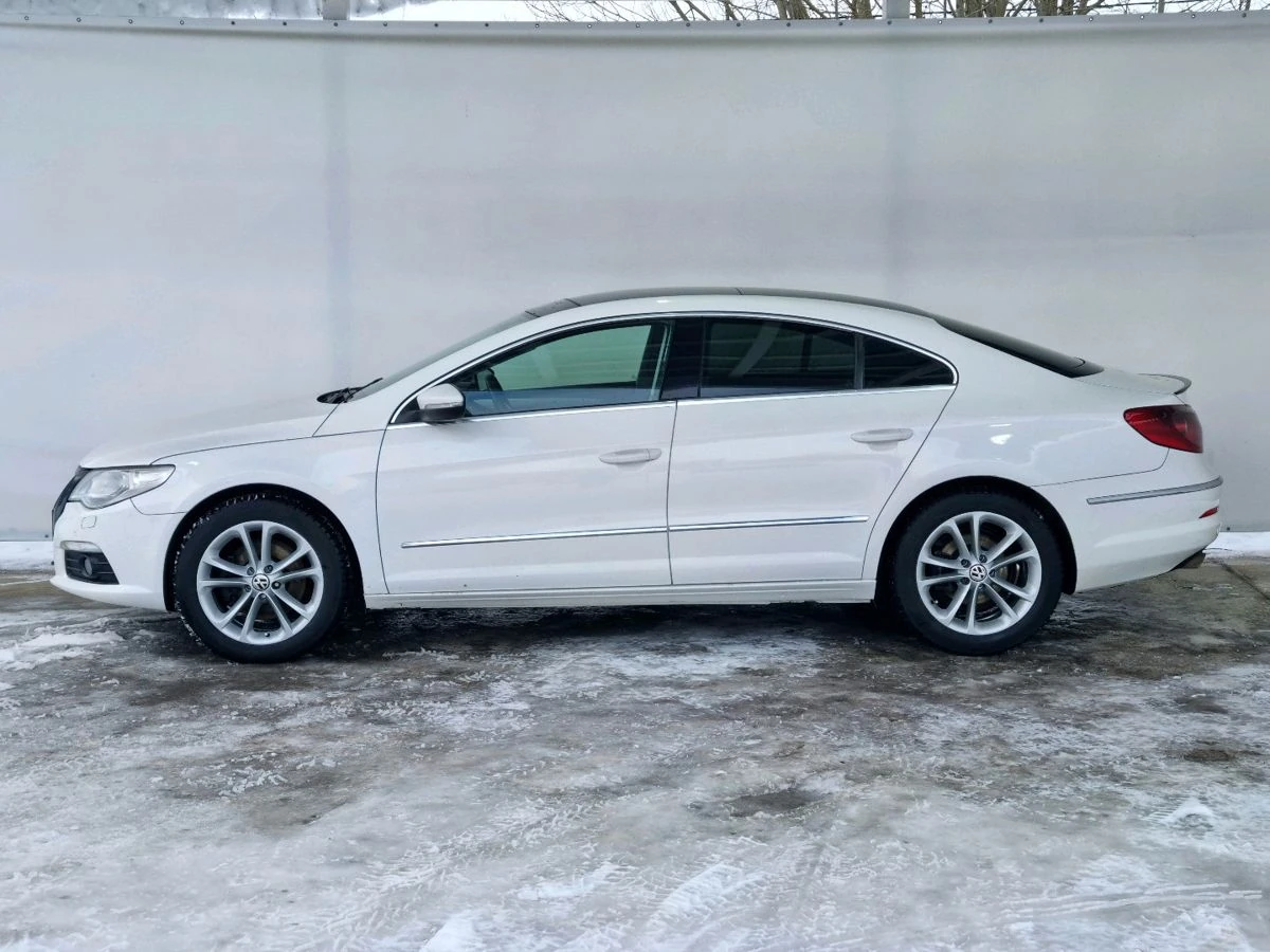 Volkswagen Passat CC, 2009г, передний привод, робот