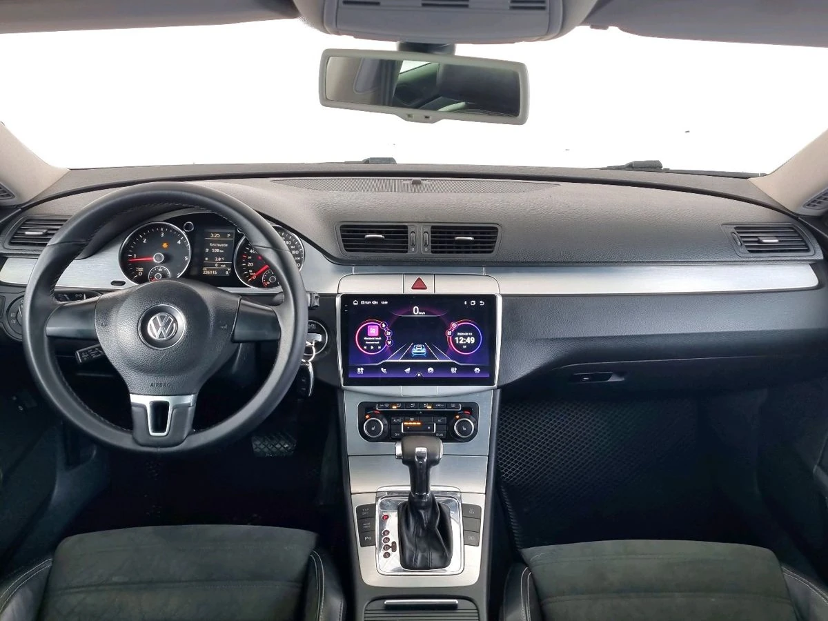 Volkswagen Passat CC, 2009г, передний привод, робот
