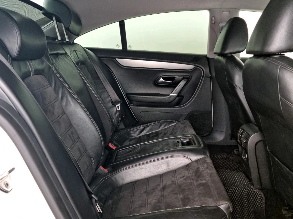 Volkswagen Passat CC, 2009г, передний привод, робот