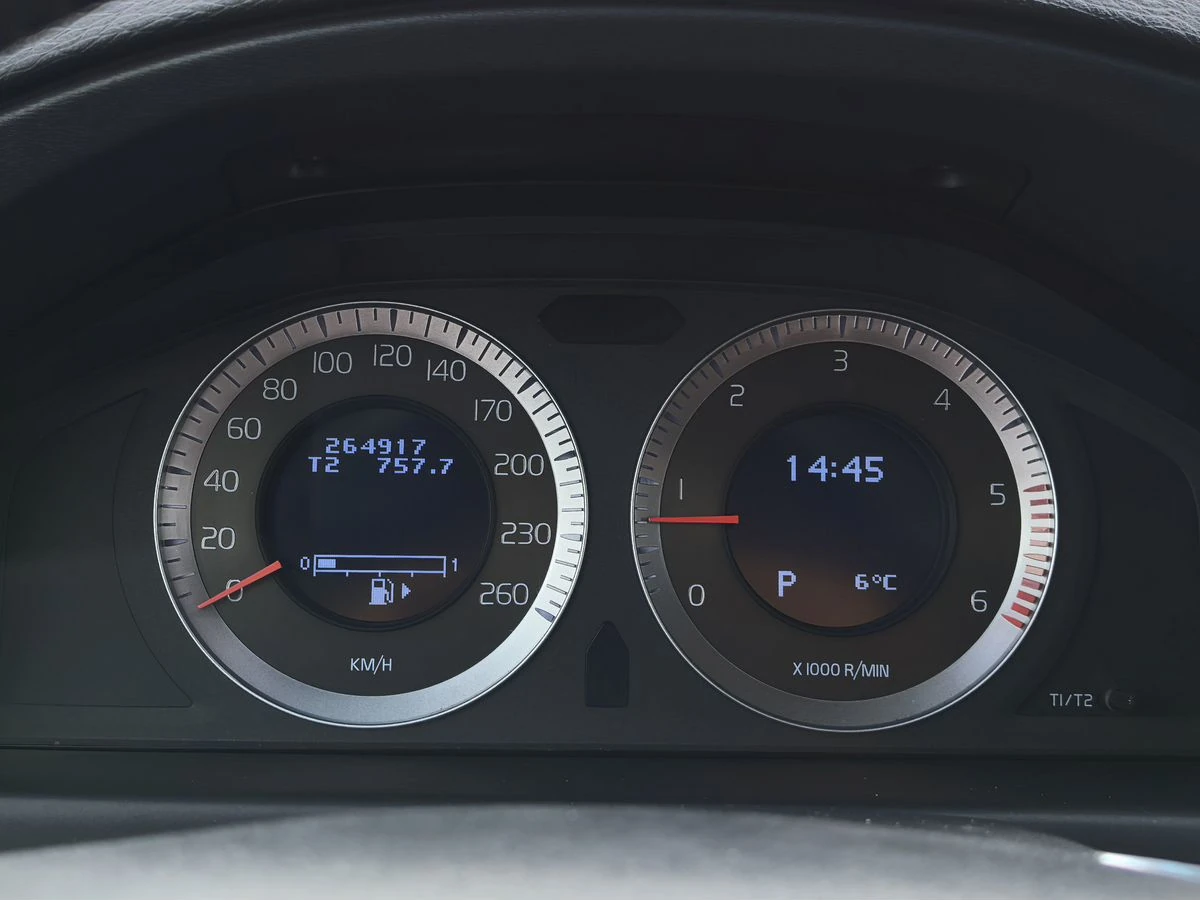 Volvo XC70, 2010г, полный привод, автомат