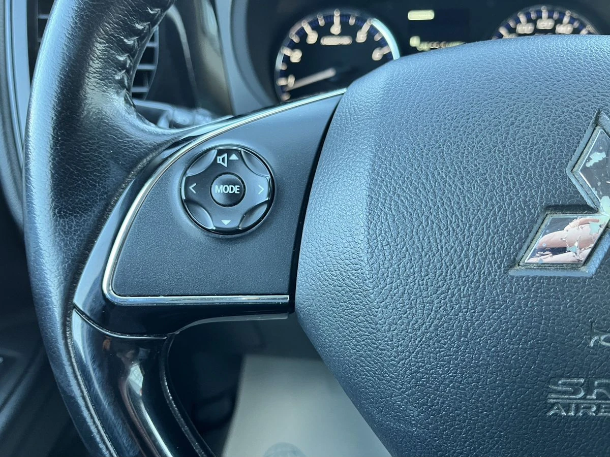 Mitsubishi Outlander, 2015г, полный привод, вариатор