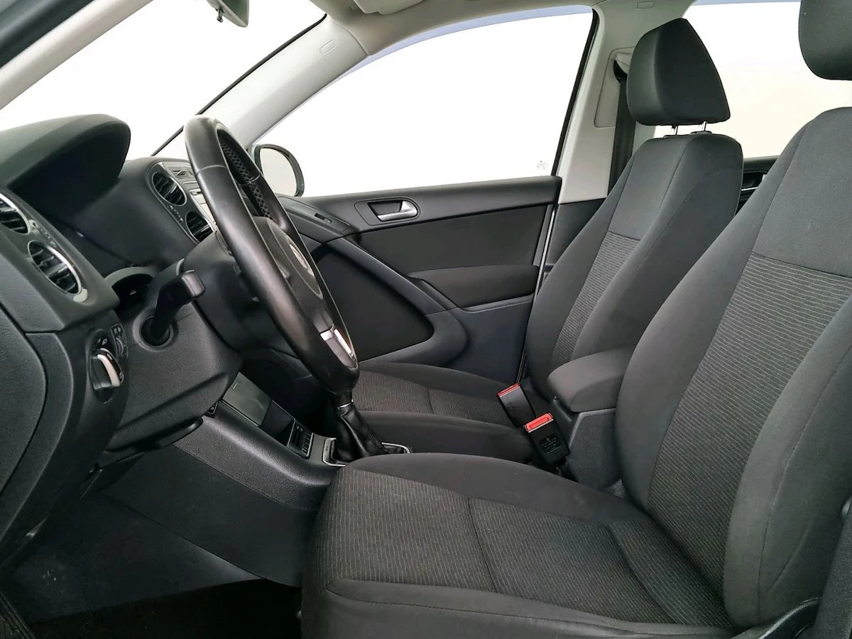 Volkswagen Tiguan, 2013г, полный привод, механика