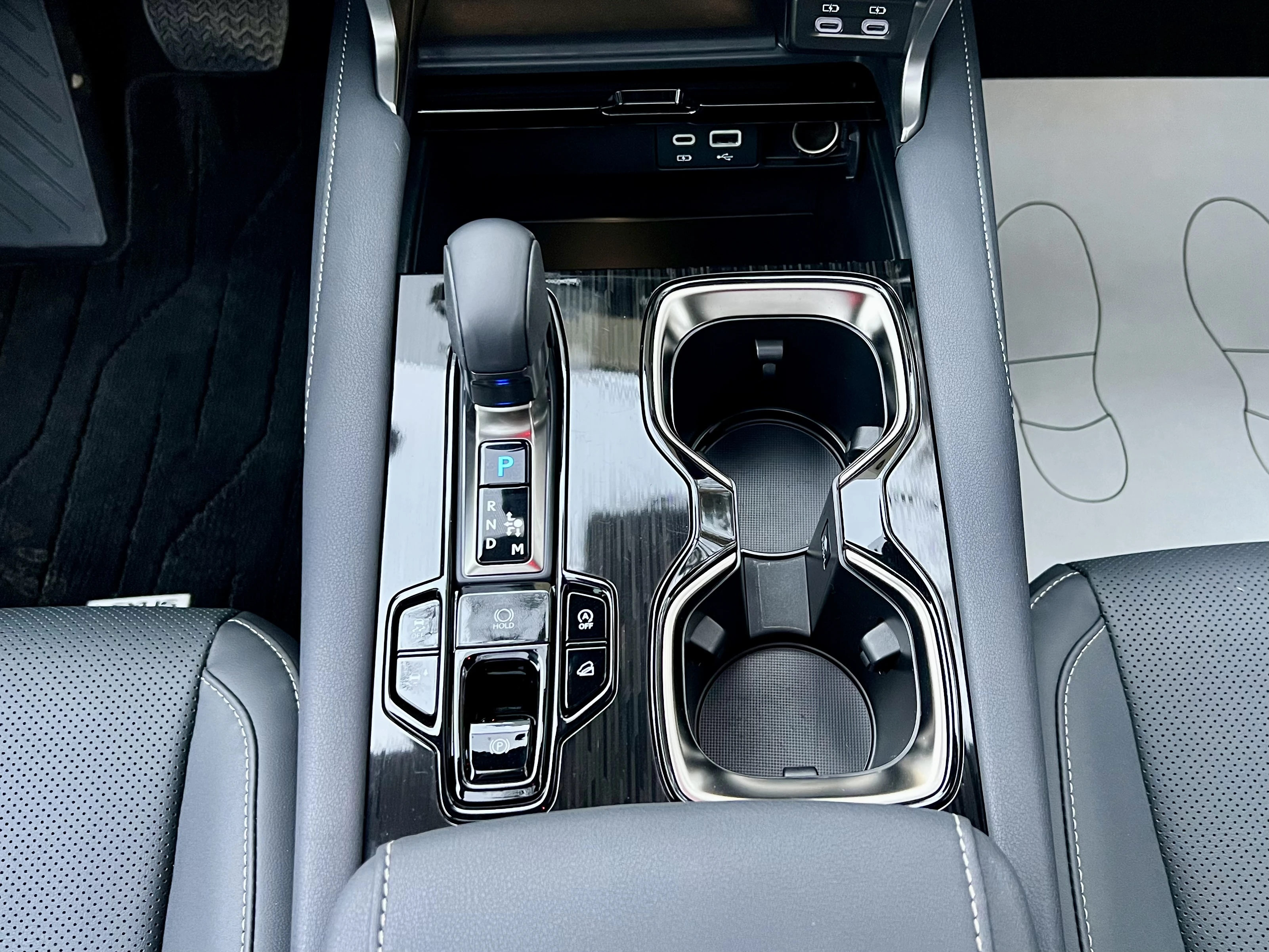 Lexus RX, 2024г, полный привод, автомат